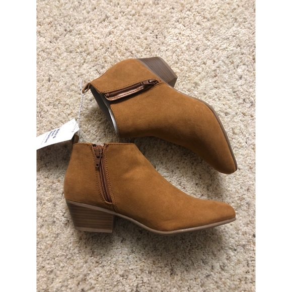 Shoes - Ankle boots NWT💫